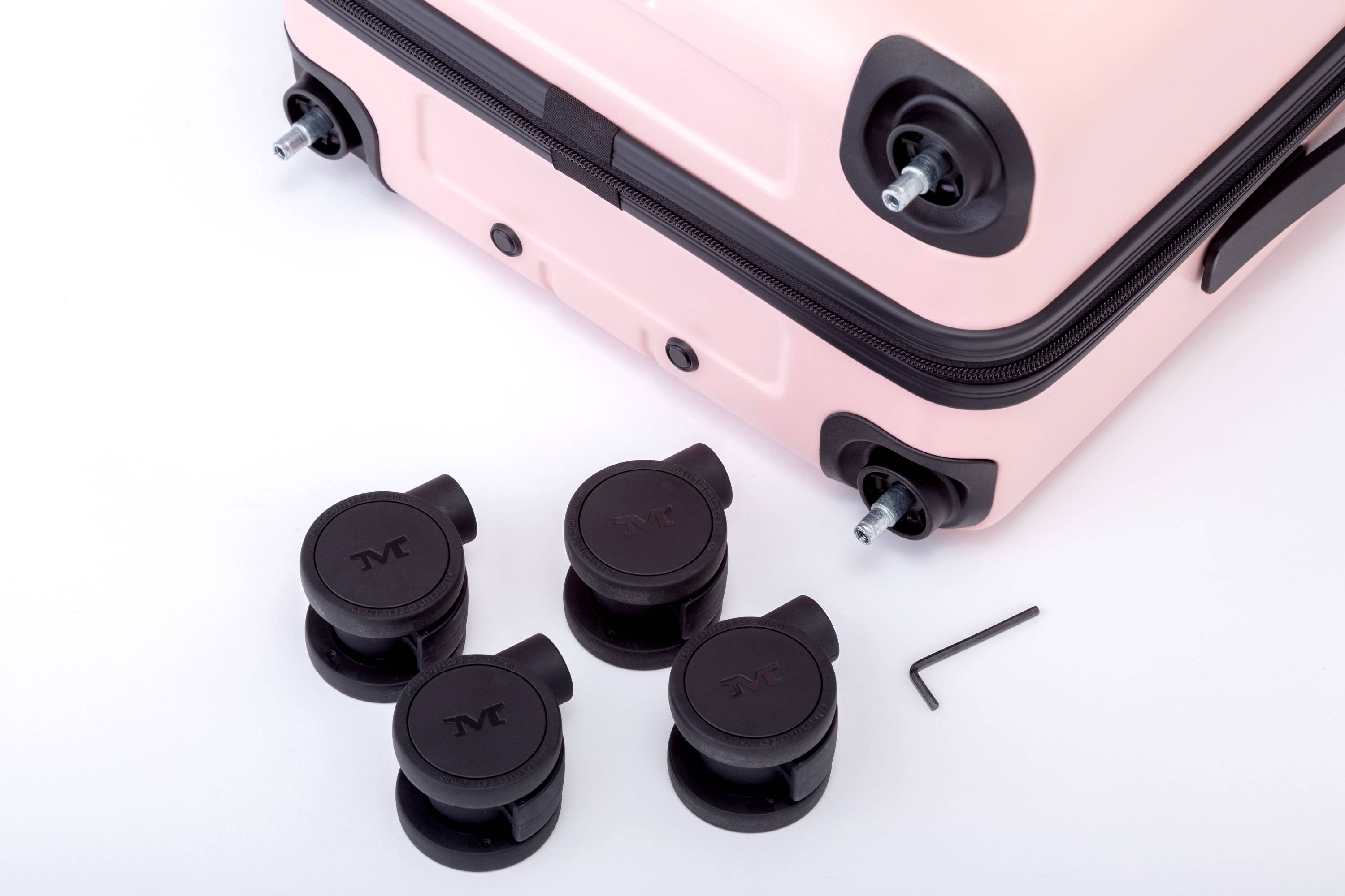 Japanese brand luggage outlet