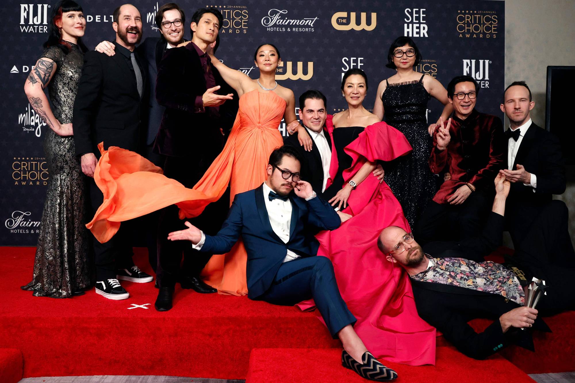 “Everything Everywhere All at Once” has been winning big this awards season, receiving accolades such as a Critics Choice Award for best picture. On Jan. 24, the film racked up 11 Oscar nominations. | AFP-JIJI