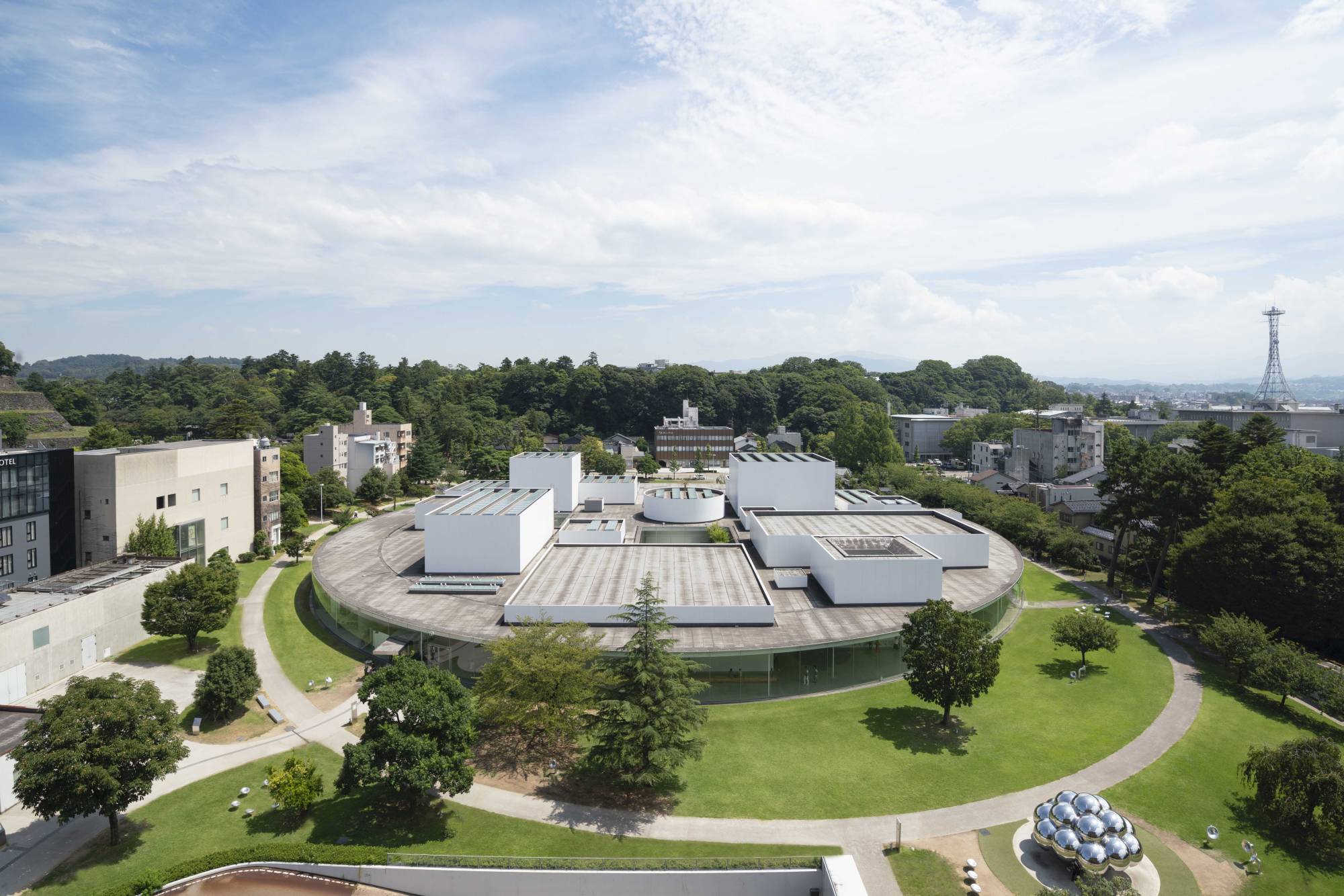 21st Century Museum of Contemporary Art, Kanazawa | KOJI ISHIKAWA / Courtesy of 21st Century Museum of Contemporary Art, Kanazawa