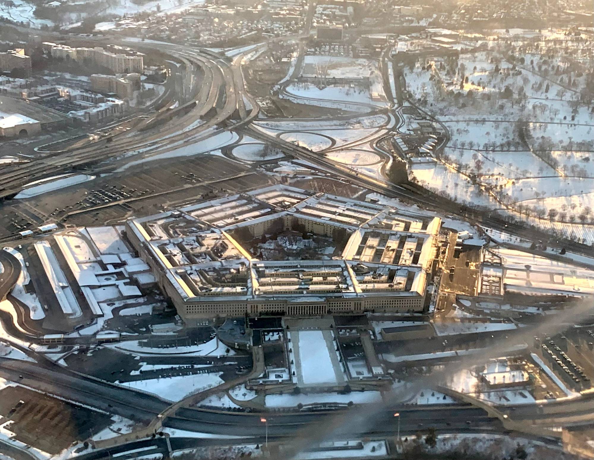 The Pentagon in Washington. The old-fashioned intelligence collection method of using a balloon recalls the lengths to which Beijing and Washington have been willing to go to spy on each other. | AFP-jiji