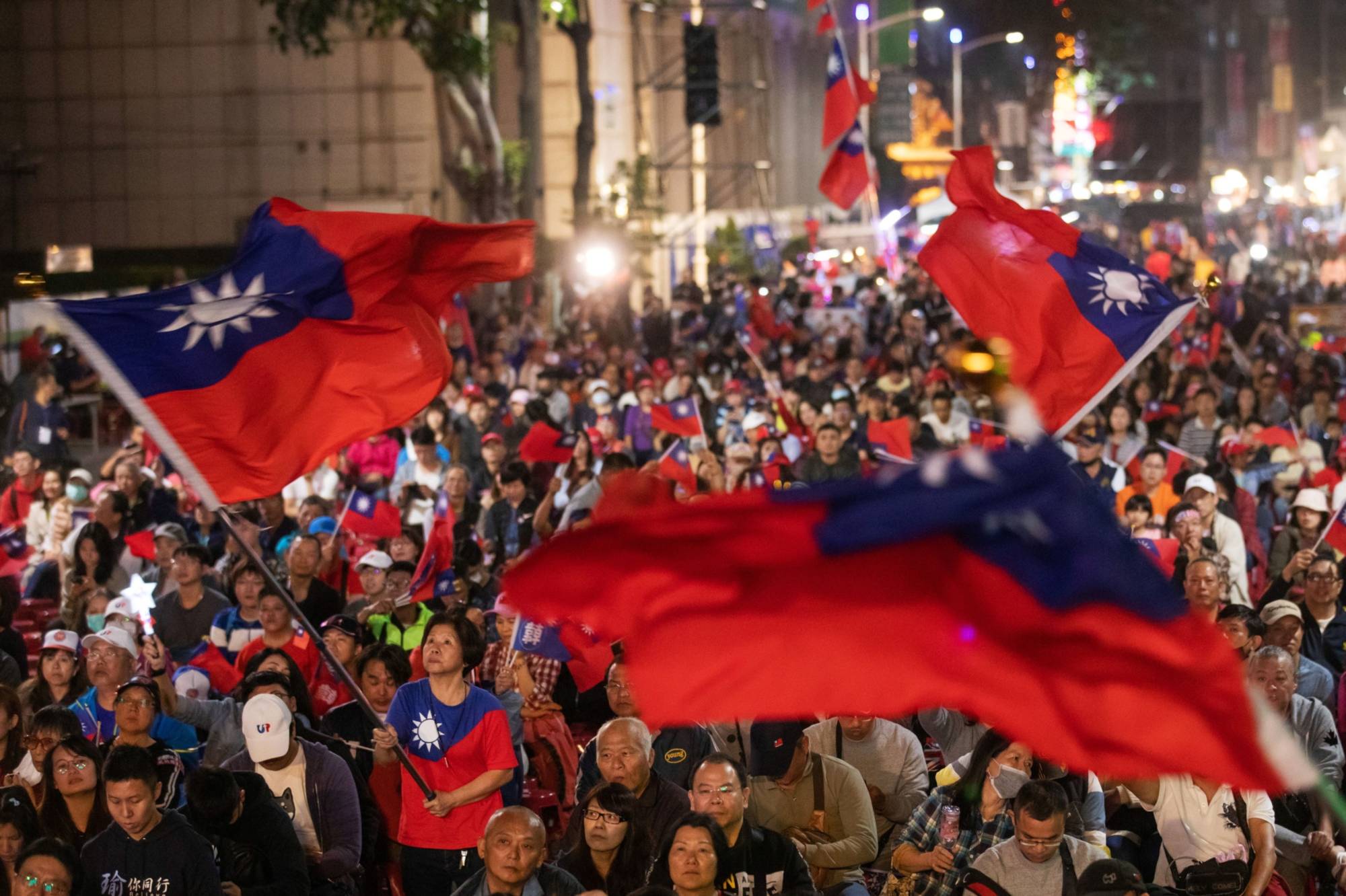 Kuomintang Party supporters hold a rally during the presidential election campaign in Kaohsiung, Taiwan, in January 2020.  | BLOOMBERG