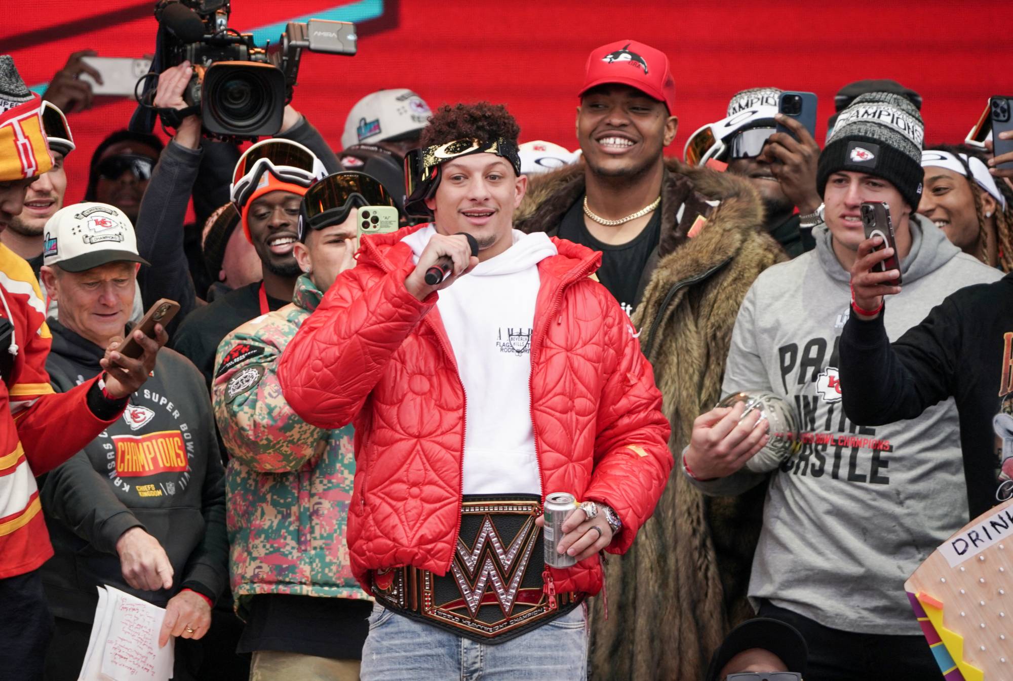 Patrick Mahomes, Travis Kelce Celebrate at Chiefs Super Bowl Parade