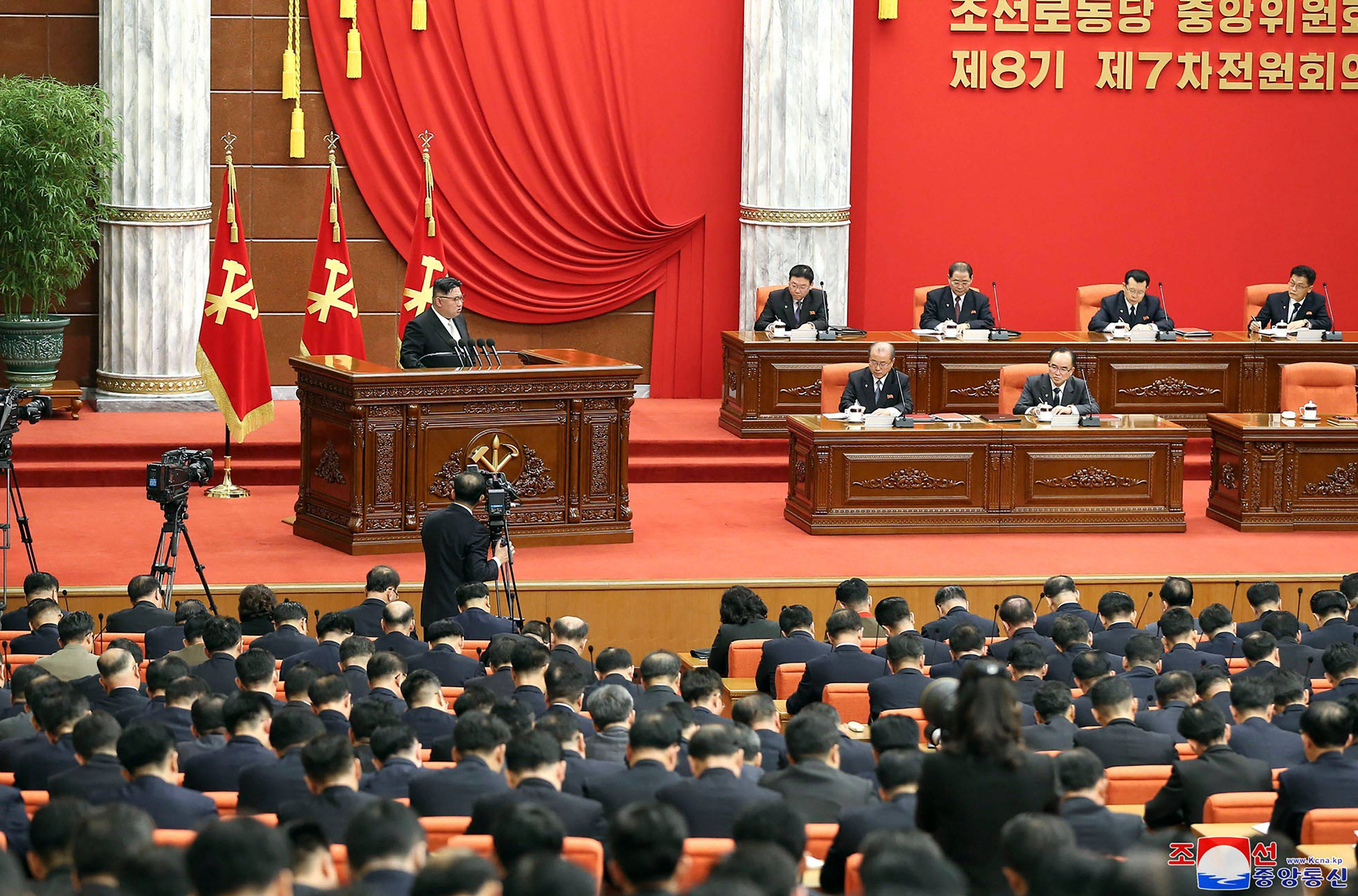 North Korean leader Kim Jong Un attends the 7th enlarged plenary meeting of the 8th Central Committee of the Workers' Party of Korea at the office building of the WPK Central Committee in Pyongyang. | KCNA / KNS / VIA AFP-JIJI