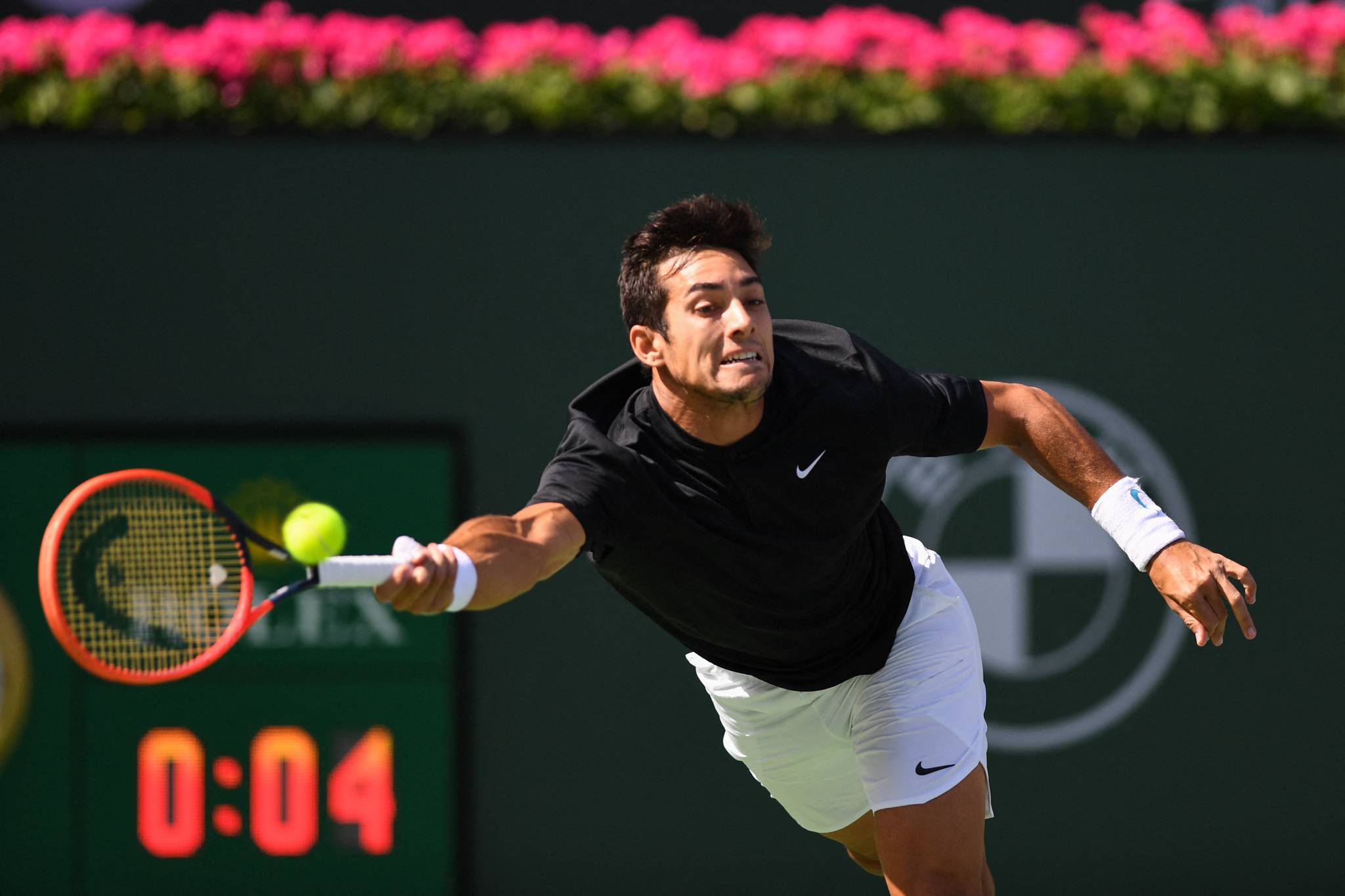 Garin stuns Ruud to reach last 16 at Indian Wells