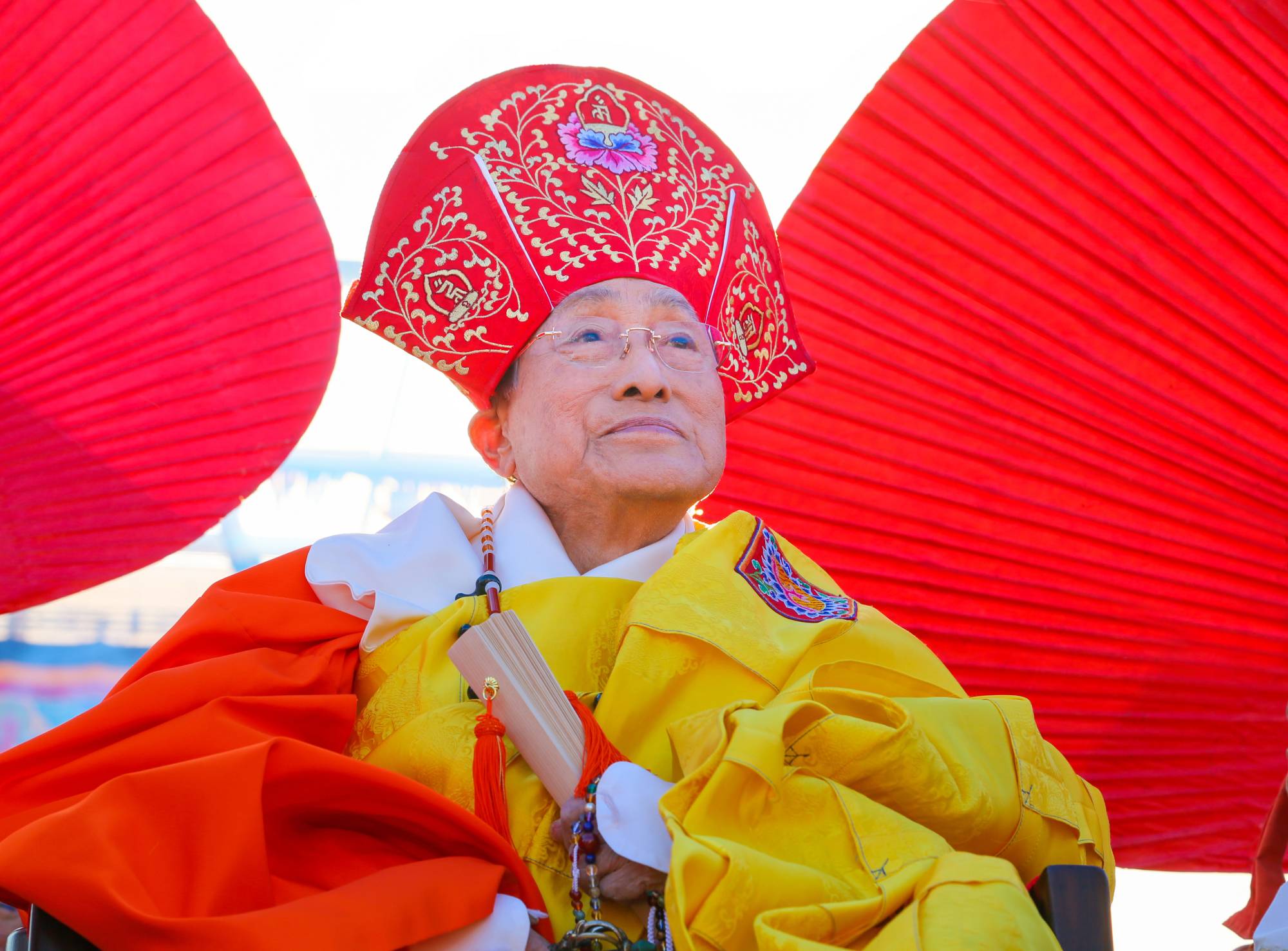 The late Reverend Seiyu Kiriyama | 