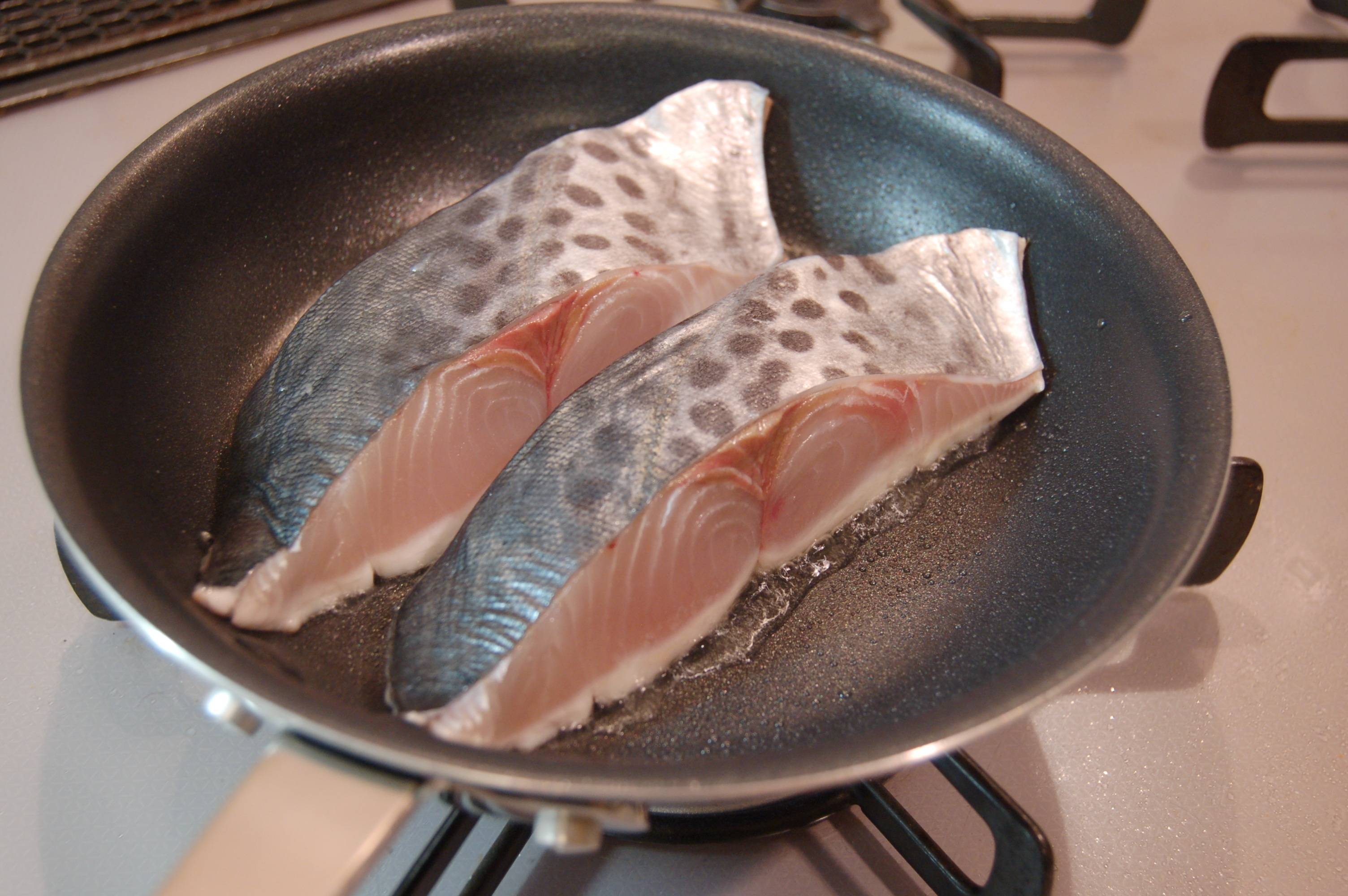 A proper sear is the secret weapon in this recipe. | ELIZABETH ANDOH