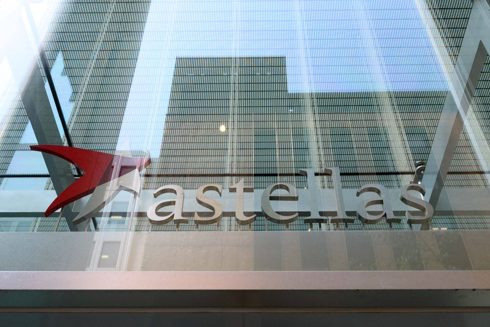 A Japanese man detained in Beijing since earlier this month for allegedly violating Chinese law is an employee of Astellas Pharma Inc., a spokesperson for the Japanese drugmaker confirmed Sunday. | BLOOMBERG