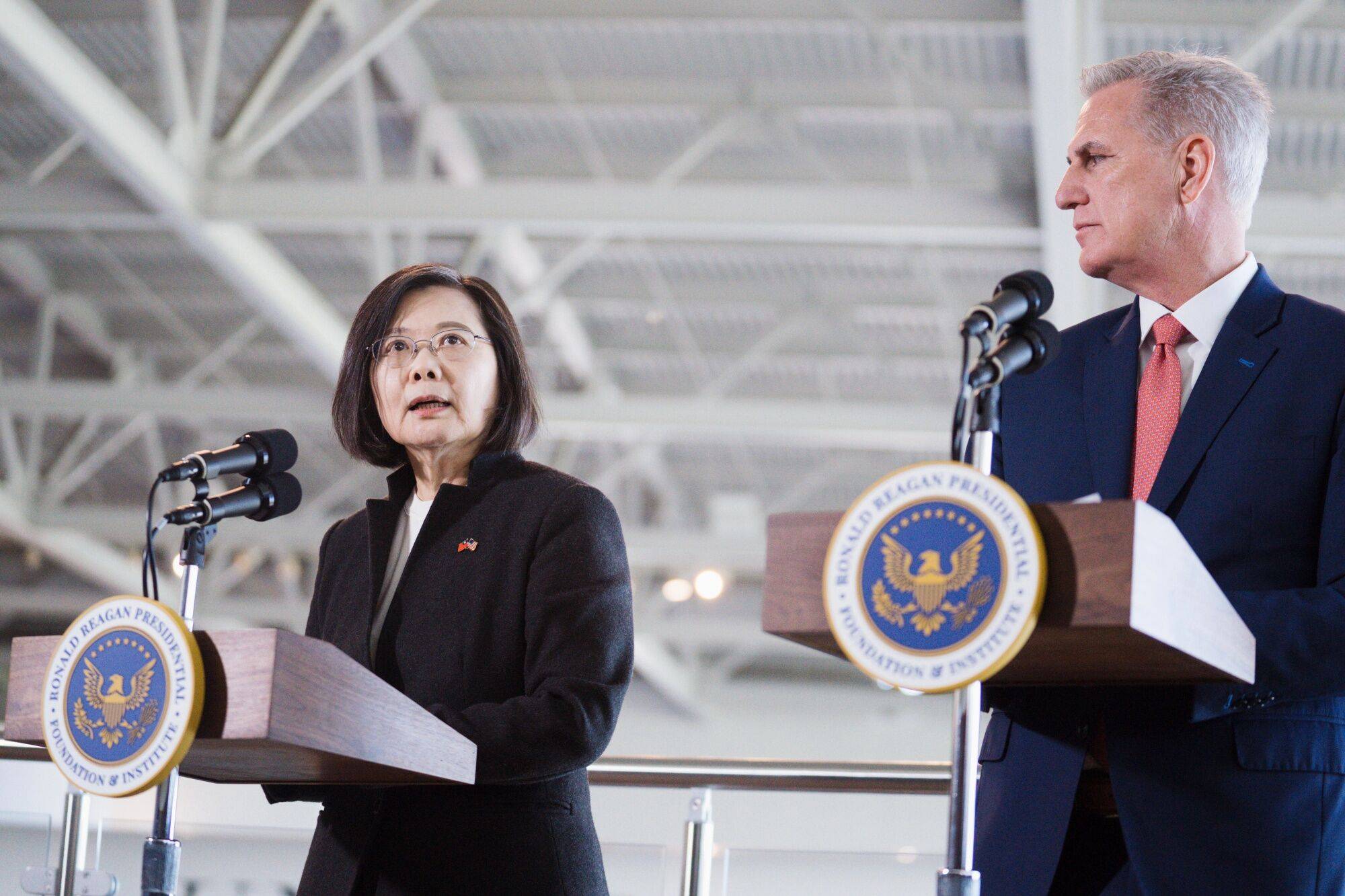 Taiwanese President Tsai Ing-wen speaks during an event with U.S. House Speaker Kevin McCarthy at the Ronald Reagan Presidential Library in Simi Valley, California, on Wednesday. | BLOOMBERG