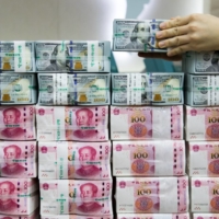 Despite its flaws, the U.S. dollar is the only major currency that has the support and trust of governments and businesses needed to serve as the central medium of exchange for the integrated global economic system. | BLOOMBERG