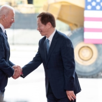 U.S. President Joe Biden attends a ceremony to mark the construction of a Taiwan Semiconductor Manufacturing Co. facility in Phoenix in December. | BLOOMBERG
