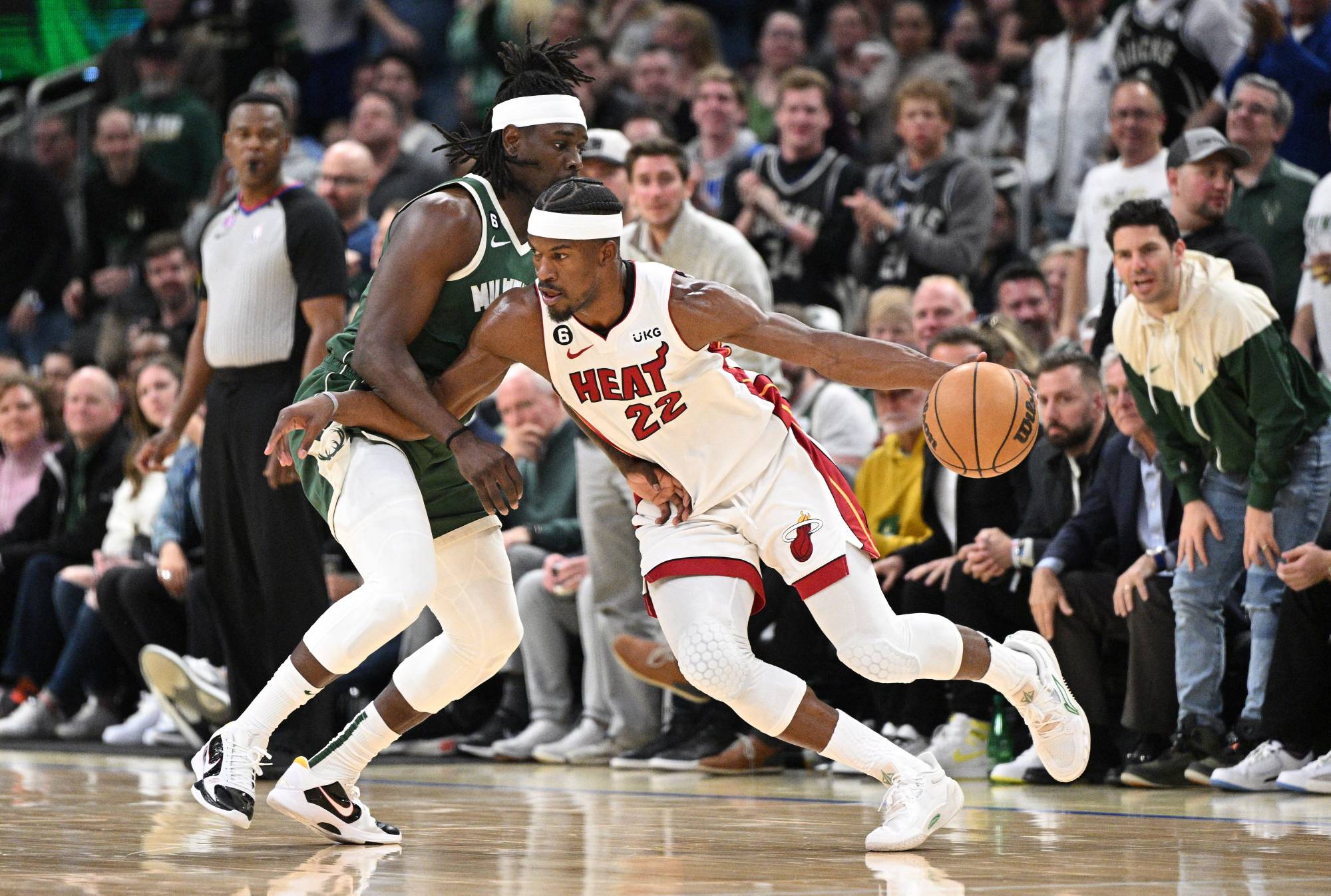 Bucks shop in playoffs