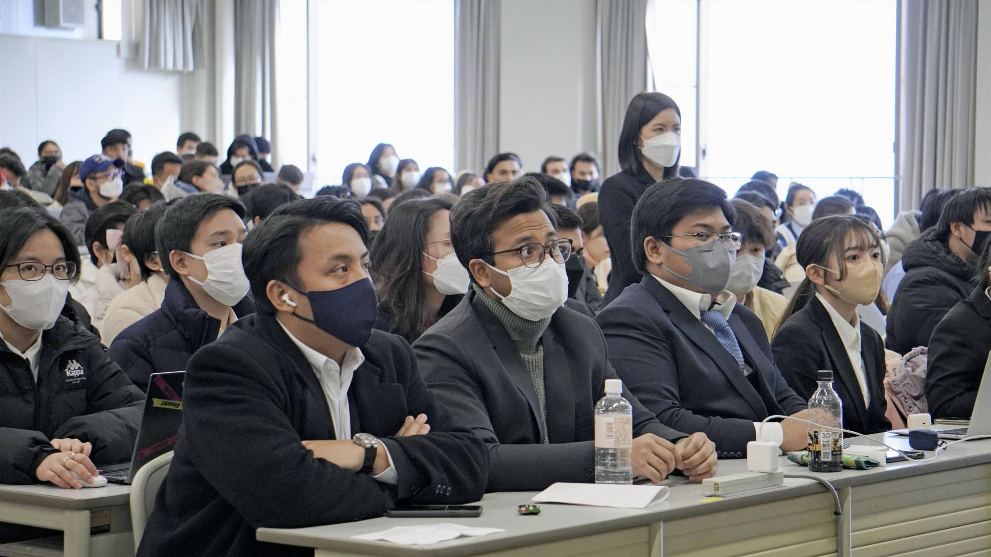 Foreign students learns about Japanese companies, in Beppu, Oita Prefecture. in January. A government panel has called for Japan to accept 400,000 international students by 2033. | RITSUMEIKAN ASIA PACIFIC UNIVERSITY / VIA KYODO