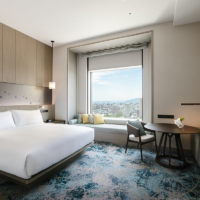 Rooms at the Hilton Hiroshima blend modern design with traditional crafts. | HILTON HIROSHIMA