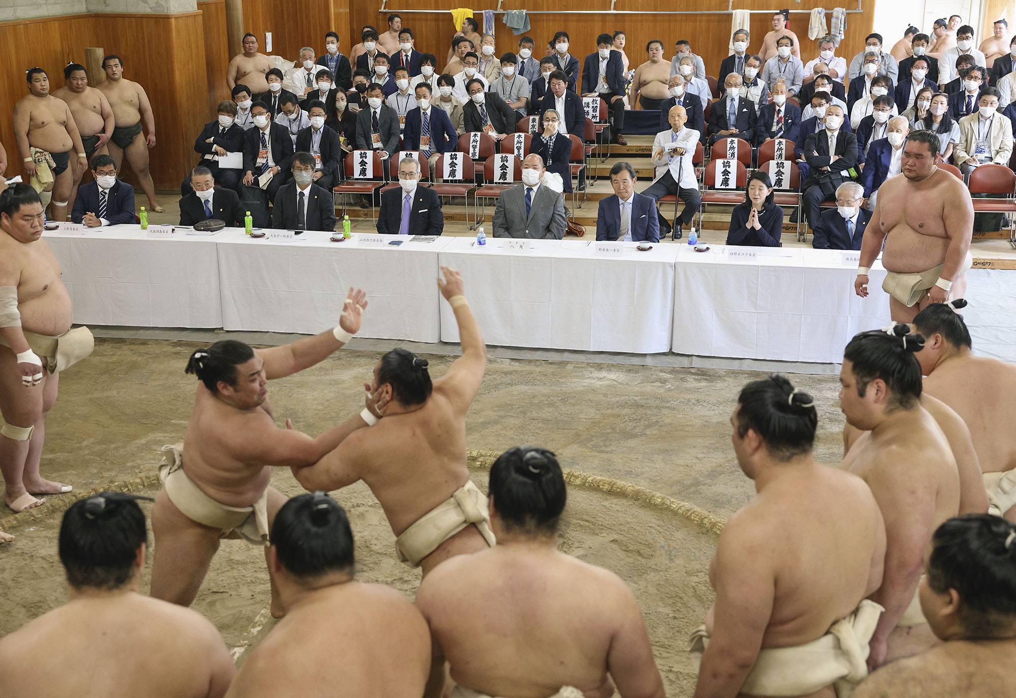 Wednesday's yokozuna deliberation council sōken (open practice) was the first of its kind since January 2020. | JAPAN SUMO ASSOCIATION