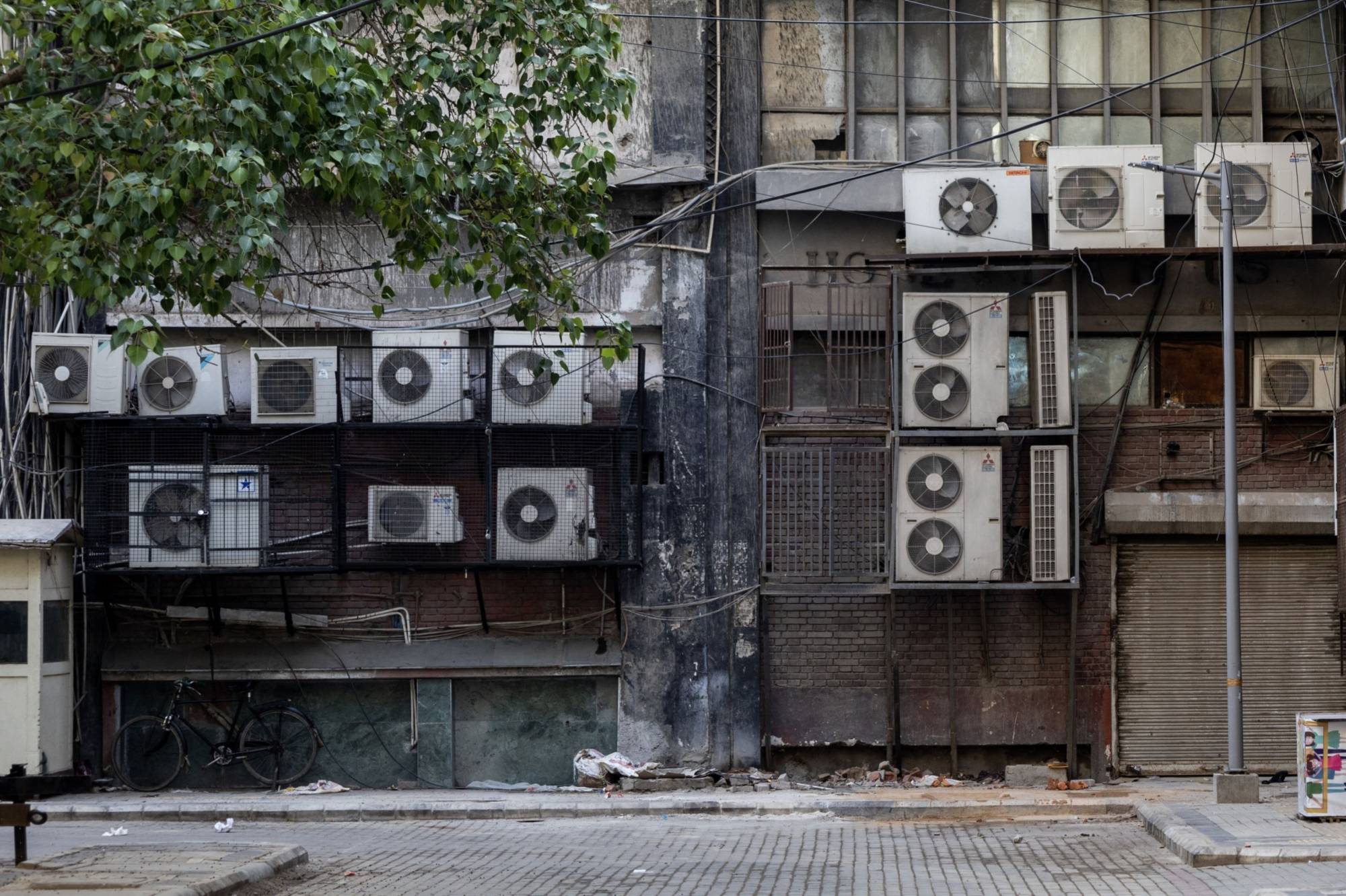 Scientists estimate that failing to drastically lower dependence on HFCs could result in half a degree Celsius of warming by the end of the century. | Bloomberg