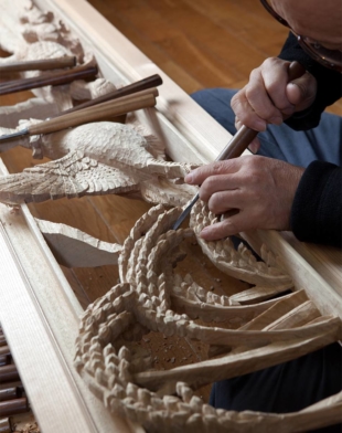 Inami wood carving has a history dating back more than 250 years.