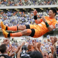 Spears captain Harumichi Tatekawa, lifted into the air by his teammates after their Japan Rugby League One final win on Saturday, was selected as the league MVP despite failing to reach the Best XI. | KYODO
