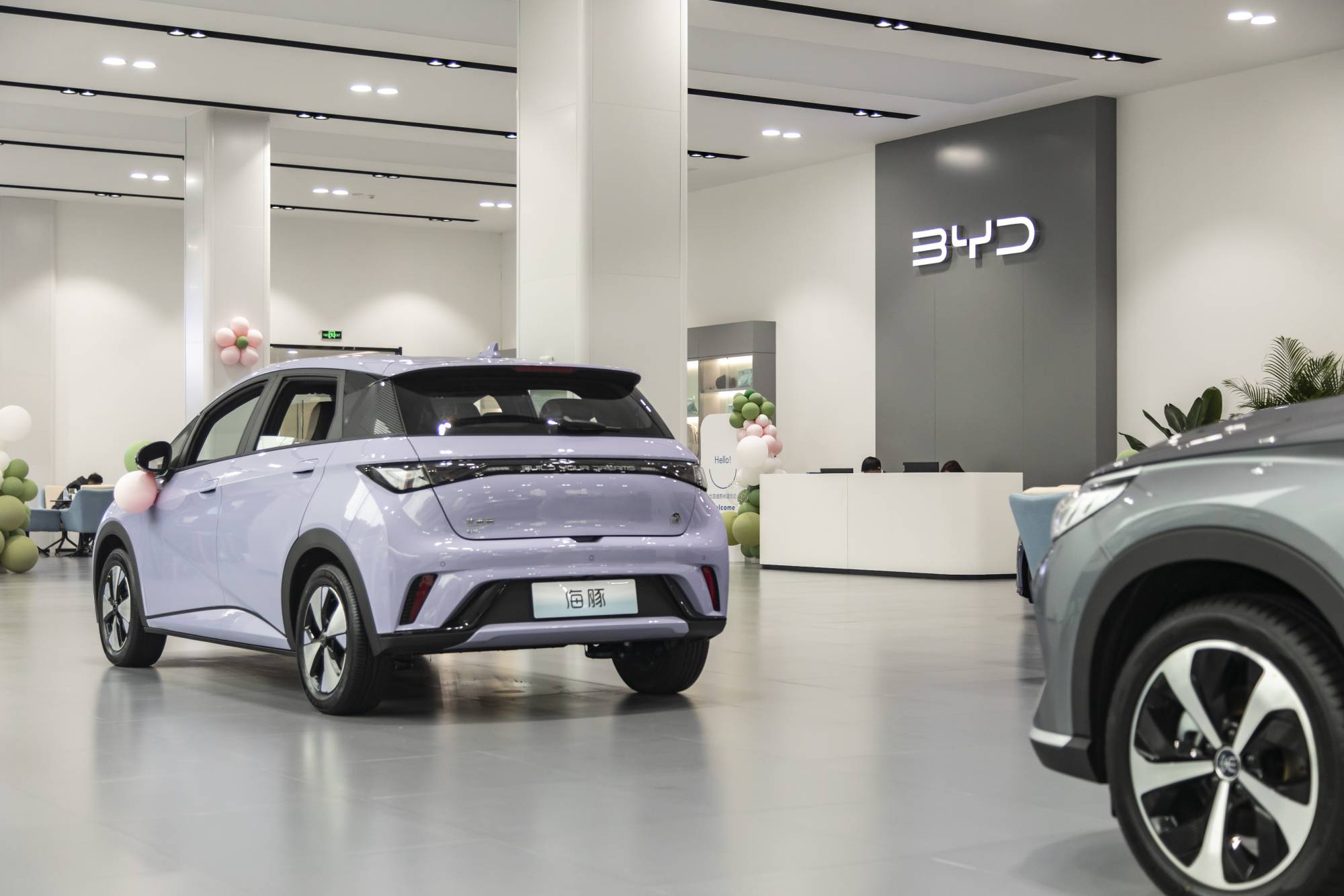 A Shanghai showroom for Chinese electric automaker BYD, which has overtaken Volkswagen as the best-selling brand in the country, on April 4.  | Qilai Shen / The New York Times