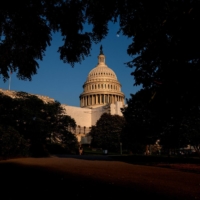A divided U.S. House of Representatives passed a bill to suspend the $31.4 trillion debt ceiling. The measure, a compromise between U.S. President Joe Biden and House Speaker Kevin McCarthy, drew opposition from 71 hard-line Republicans. | AFP-JIJI