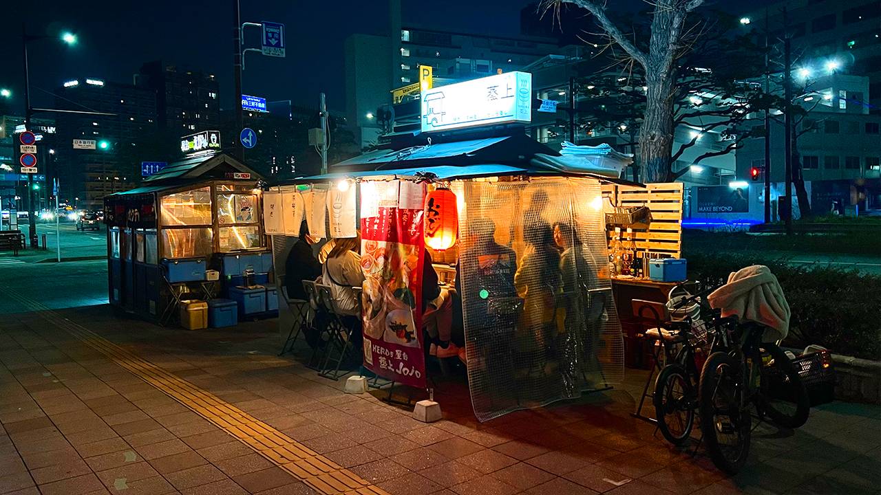 A common subject of Japanese Food Craftsmen videos is Fukuoka's yatai (portable food stalls). | COURTESY OF F-AREA LTD.