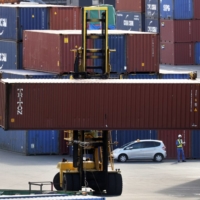 Japan\'s exports rose 0.6% from a year earlier in May, the slowest pace since February 2021. | BLOOMBERG