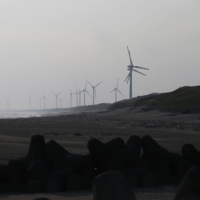 Wind turbines in Omaezaki, Shizuoka Prefecture. Japan\'s offshore wind power market is set to grow as the government aims to install up to 10 GW of offshore wind capacity by 2030. | REUTERS