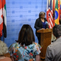 U.S. Ambassador to the United Nations Linda Thomas-Greenfield speaks to members of the media on the collapse of the Black Sea Grain Initiative, prior to a security council meeting at United Nations headquarters in New York on Monday. Russia\'s exit from the Ukraine grain deal is an \"act of cruelty,\" Thomas-Greenfield said, accusing Moscow of holding \"humanity hostage.\" | AFP-JIJI