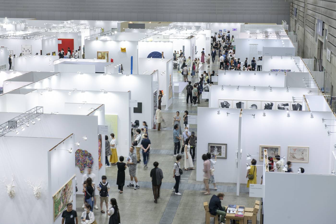 Despite the enthusiasm surrounding Tokyo Gendai, turnout for the fair’s first edition was 4,000 visitors short of the 25,000 that organizers had hoped for. | COURTESY OF TOKYO GENDAI