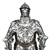 Black-and-White Three-quarter Nobleman\'s Armor (1550) | &#169; UNIVERSAL MUSEUM JOANNEUM, LANDESZEUGHAUS
