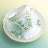 \"Linden Tree\" coffee cup and saucer. | KINOSHITA MUSEUM