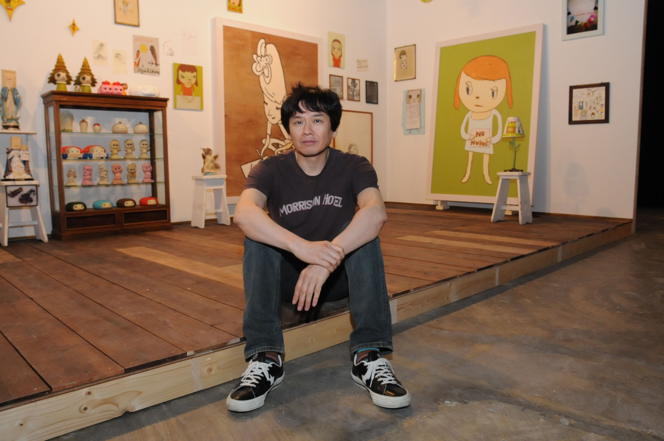 Heart on his sleeve: Artist Yoshitomo Nara in a re-creation of his studio at his current exhibition. | SATOKO KAWASAKI
