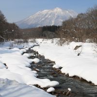 View with a room: The Torii River and Mount Kurohime in their snowy glory as seen from just outside my study while I write this month\'s \"Notebook.\" | C.W. NICOL PHOTOS