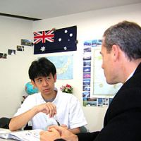 The quality of teachers was consistently cited in interviews as the most important issue for longtime learners of English in Japan. | TOMOKO OTAKE PHOTO