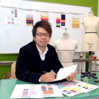 Satoshi Yamagiwa, manager of the Cosplay Course at Vantan Career School in Tokyo. | YOSHIAKI MIURA PHOTO