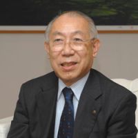 Business for culture: Yoshiharu Fukuhara, the honorary chairman of cosmetics giant Shiseido, is also one of Japan\'s most informed lobbyists for culture. \"Not a single law has come out of the 2001 Fundamental Law for the Promotion of Culture and the Arts,\" he says. | YOSHIAKI MIURA PHOTO