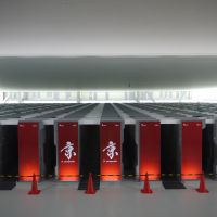 Welcome to the machine: The \"K computer,\" which can achieve 10 petaflops, is housed in the RIKEN AICS building in Kobe\'s Port Island | TOMOKO OTAKE PHOTO