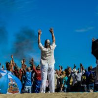 Reach for the stars: Cubans participate in a Mayan ritual at Bacuranao beach in eastern Havana on Dec. 6, 2012. Rather than fearing the end of the world on Dec. 21, 2012, Mayan leaders are in Cuba delivering conferences and performing ceremonies to celebrate the beginning of a new era. | AFP-JIJI