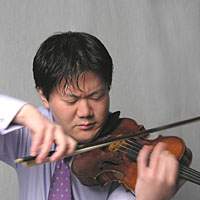 Ray Iwazumi plays Tokyo on March 17. | PHOTOS (C) IMAGES OF JAPAN