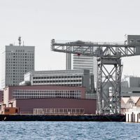 Giving the arts a lift: An open studio will be held at Yokohama\'s Hammer-head Studio, a converted warehouse that is hosting almost 50 artists and artist groups for the next two years. It takes its name from a hammerhead crane that is situated nearby (top). | PHOTO COURTESY OF THE CITY OF ITOMAN