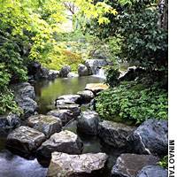 Guest house garden for Suifuso, near Lake Kasumigaura, Ibaraki Prefecture | PHOTOS BY BEN STUBBINGS AND PETER SIDELL