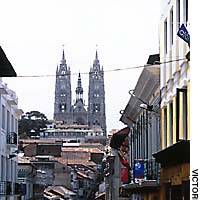 La Basilica, atop a hill in Calle Venezuela, marks the northern boundary of Quito\'s Old Town. | PHOTOS COURTESY OF SEIKADO BUNKO MUSEUM