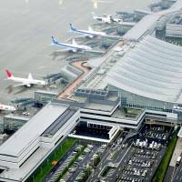 Packing \'em in: Haneda airport\'s international terminal has been operating since October 2010. | KYODO