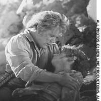 Sean Astin and Elijah Wood in \"The Lord of the Rings: The Return of the King\" | PHOTOS COURTESY OF TOHO CO./TOKYO LOCATION BOX
