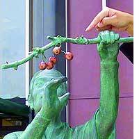 Five cherries and all of the leaves from a branch on a statue outside JR Sakuranbo Higashine Station have turned up missing. | PHOTO COURTESY OF OMIYA LAW SCHOOL