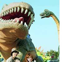 Dinosaur models at Kyoryu (Dinosaur) Park Kisarazu in Chiba Prefecture will be sold to a Hokkaido resort operator. | PHOTO COURTESY OF THE SPORTS MEDICAL SCIENCE INSTITUTE