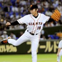 New challenge: Veteran right-hander Koji Uehara, who has pitched for the Yomiuri Giants for the past 10 seasons, is slated to join the Baltimore Orioles this season. | KYODO PHOTO