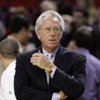 Getting serious: Bob Hill, who has coached four NBA teams, would bring major credibility to the Tokyo Apache and the five-year-old bj-league. | AP PHOTO