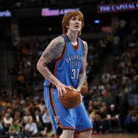 Big-time experience: Center Robert Swift, who has played for the Seattle SuperSonics and Oklahoma City Thunder in the NBA, agreed to terms with the Tokyo Apache on Monday. | AP PHOTO