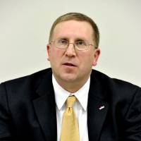 Back in business: Bob Pierce, coach of the Akita Northern Happinets last season, will become the new bench boss of the Sendai 89ers, sources say. | YOSHIAKI MIURA