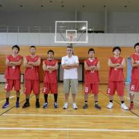 One step at a time: Vlasios Vlaikidis, coach of the expansion Iwate Big Bulls, has modest goals for the team\'s inaugural season. | IWATE BIG BULLS / BJ-LEAGUE